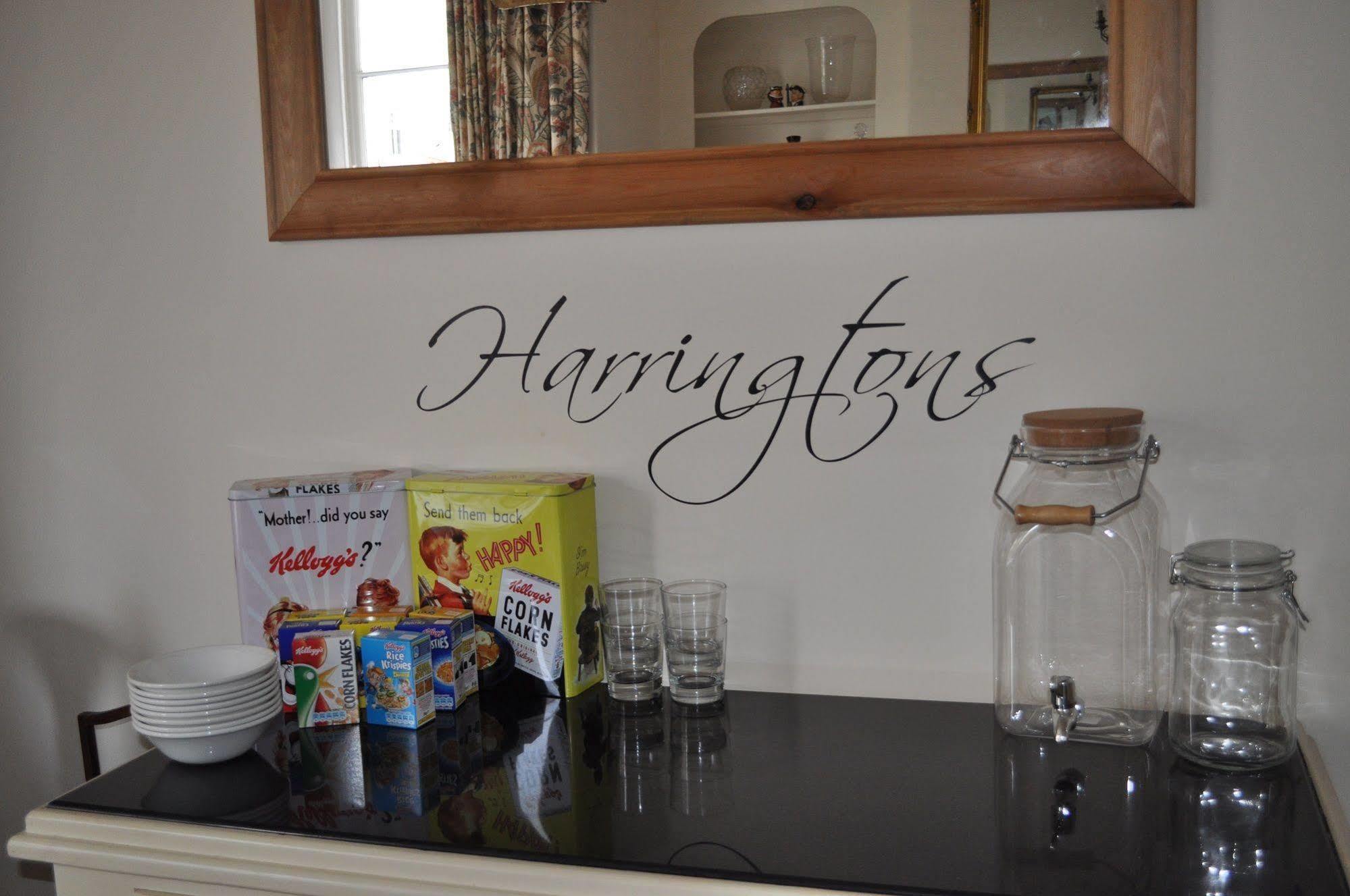 Harringtons At 14 호텔 랜디드노 외부 사진